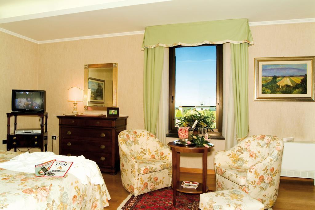 Balletti Palace Hotel Viterbo Værelse billede